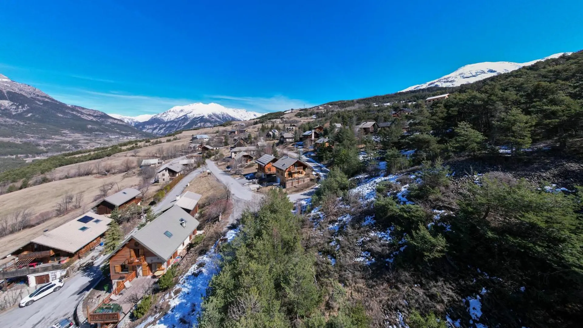 Parenthese Alpine - Poele A Bois - Calme - Parking Villa Enchastrayes France